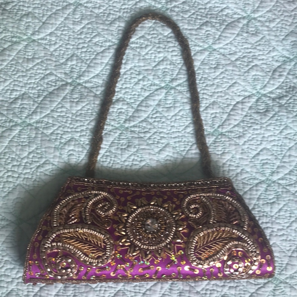 Vintage beaded purse magenta and gold